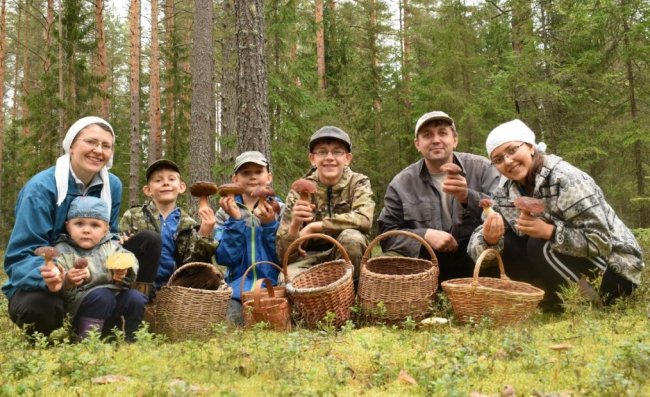 Победители Всероссийского конкурса «Семья года – 2025» в номинации «Сельская семья» - «Мой папа знает»