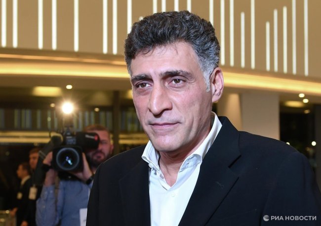 Спасший ребенка из горящего дома в Новосибирской области получит премию Кеосаяна - «Мой папа знает»